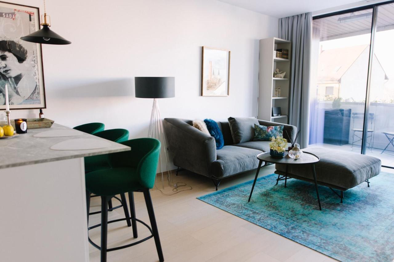 Design Apartman - Free Parking แซแก็ด ภายนอก รูปภาพ