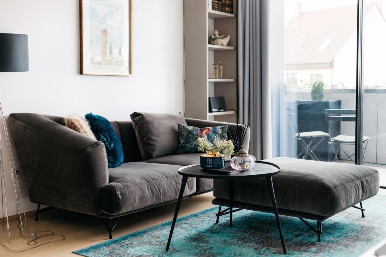 Design Apartman - Free Parking แซแก็ด ภายนอก รูปภาพ