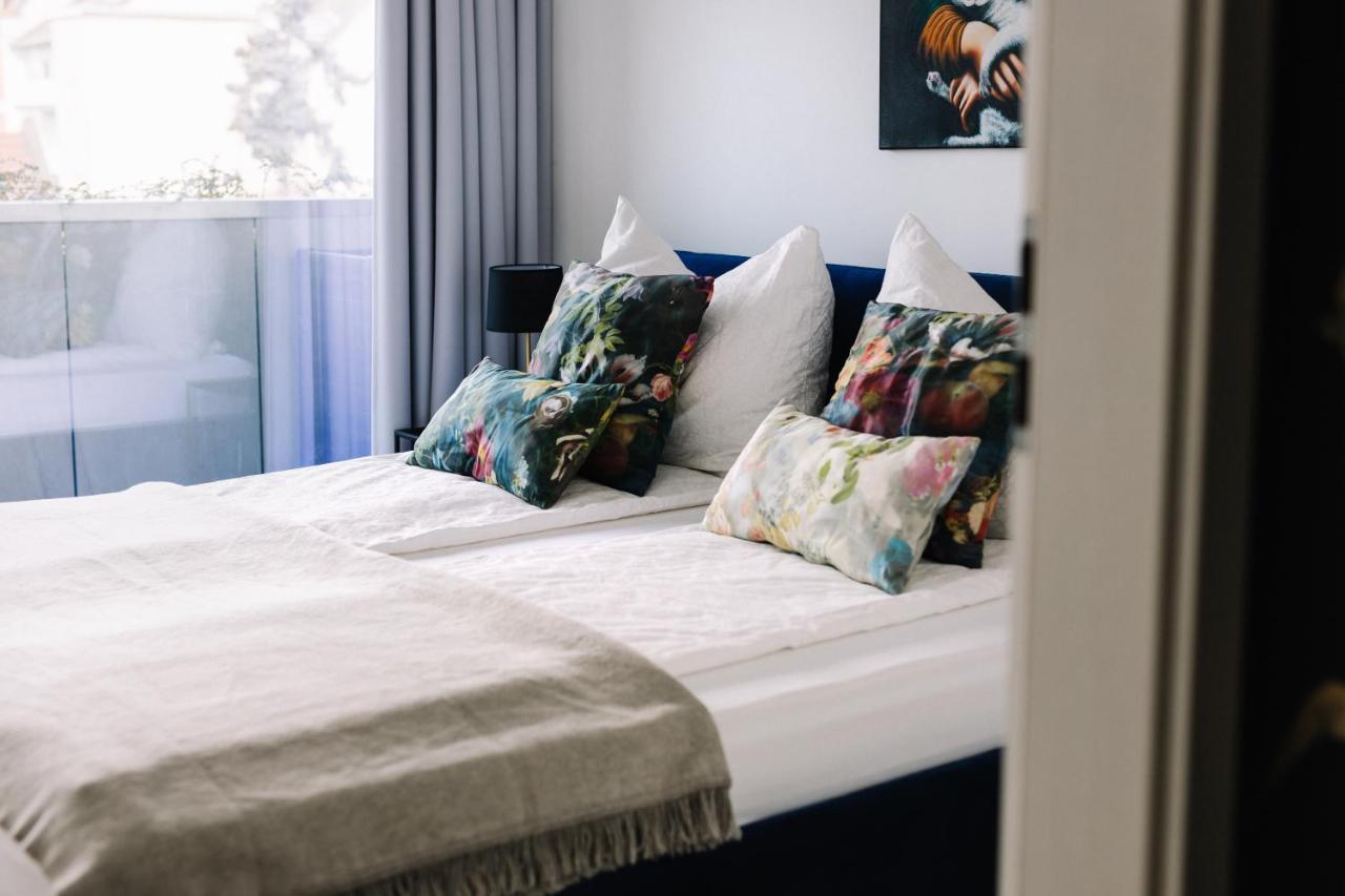 Design Apartman - Free Parking แซแก็ด ภายนอก รูปภาพ