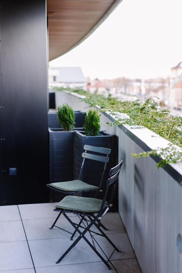 Design Apartman - Free Parking แซแก็ด ภายนอก รูปภาพ